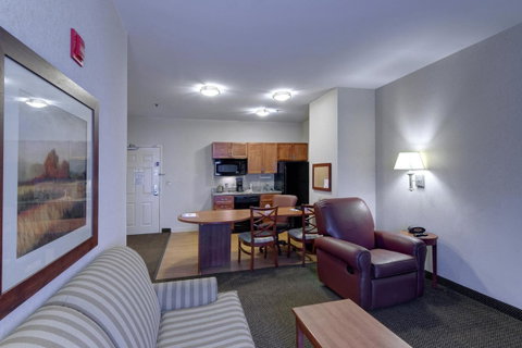 Candlewood Suites Enterprise - Click Find 20
