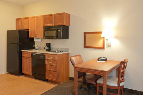 Candlewood Suites Enterprise - Click Find 12