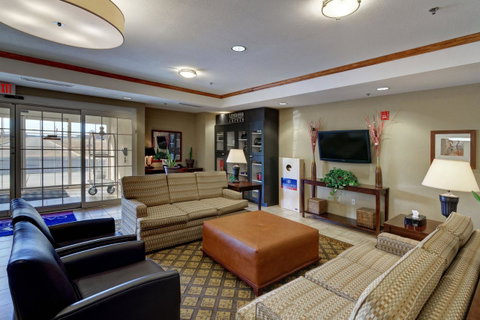 Candlewood Suites Enterprise - Click Find 23
