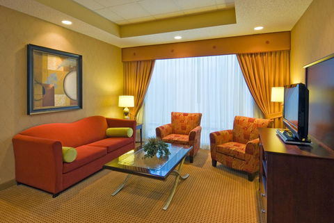 Embassy Suites Huntsville - Click Find 9