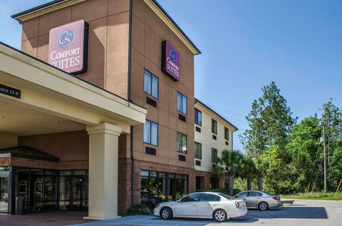 Comfort Suites North Mobile - Bet 4u 19