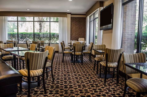 Comfort Suites North Mobile - Bet 4u 21