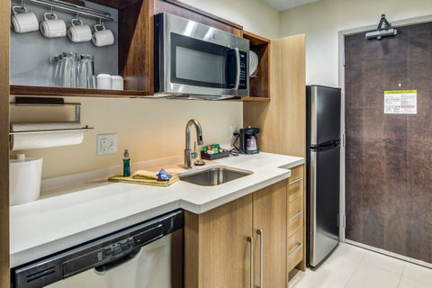 Home2 Suites By Hilton Foley - Click Find 18
