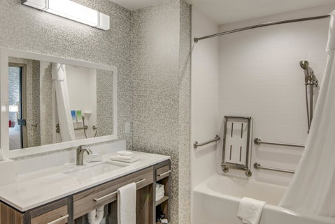 Home2 Suites By Hilton Foley - Click Find 6