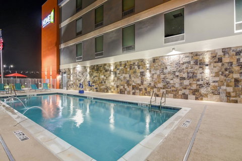 Home2 Suites By Hilton Foley - Click Find 4