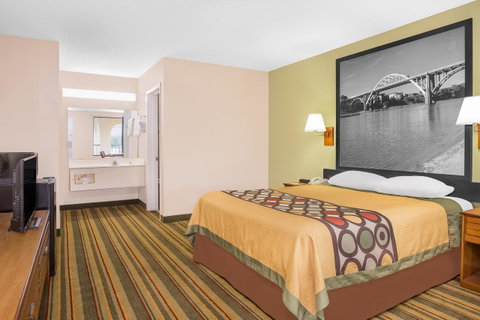 Super 8 By Wyndham Eufaula - Click Find 13