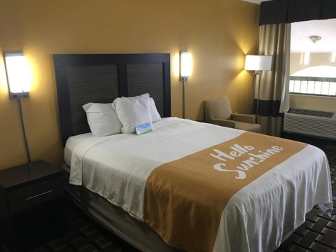 Days Inn By Wyndham Eufaula AL - Click Find 5