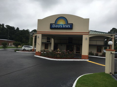 Days Inn By Wyndham Eufaula AL - Click Find 20