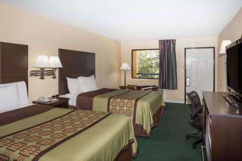 Days Inn By Wyndham Enterprise - Click Find 1
