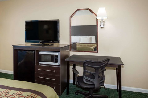Days Inn By Wyndham Enterprise - Click Find 16