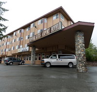 Frontier Suites Airport Hotel