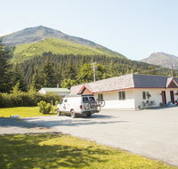 Trailhead Lodging