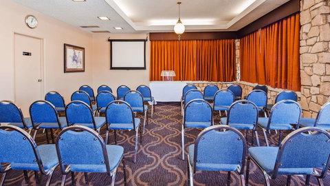 Best Western Plus King's Inn And Suites - Bet 4u 31