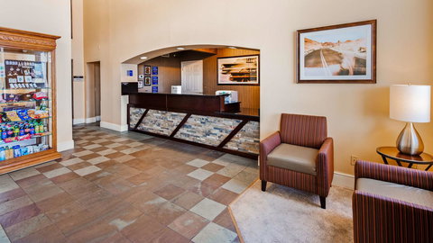 Best Western Plus King's Inn And Suites - Bet 4u 38