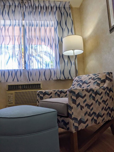 Days Inn By Wyndham Bullhead City - Bridge Guide 17