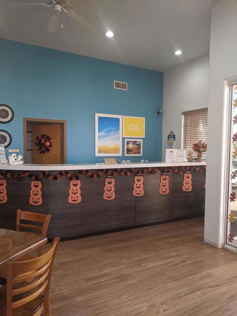 Days Inn By Wyndham Bullhead City - Bridge Guide 3