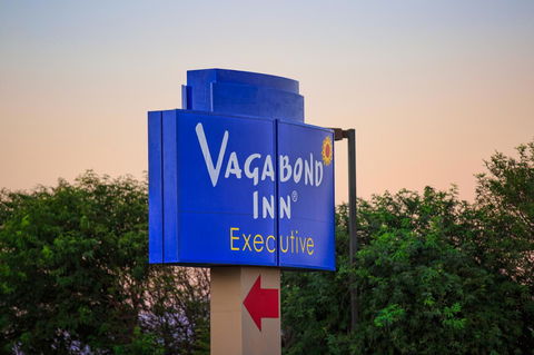 Vagabond Inn Executive - Bet 4u 4