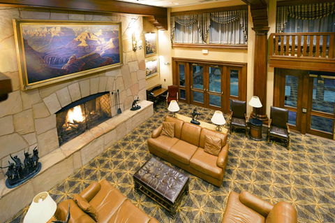 Grand Canyon Railway Hotel - Bet 4u 11