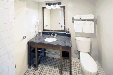 Grand Canyon Railway Hotel - Bet 4u 20