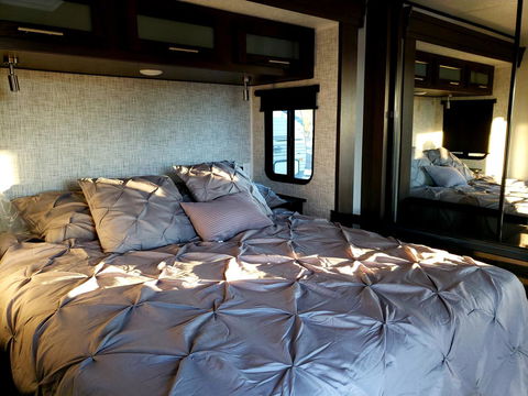 Grand Canyon RV Glamping - Bet 4u 28