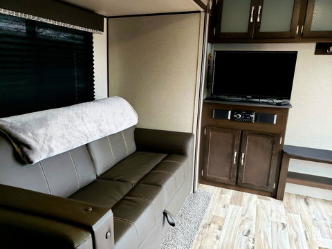 Grand Canyon RV Glamping - Bet 4u 15