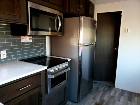 Grand Canyon RV Glamping - Bet 4u 26