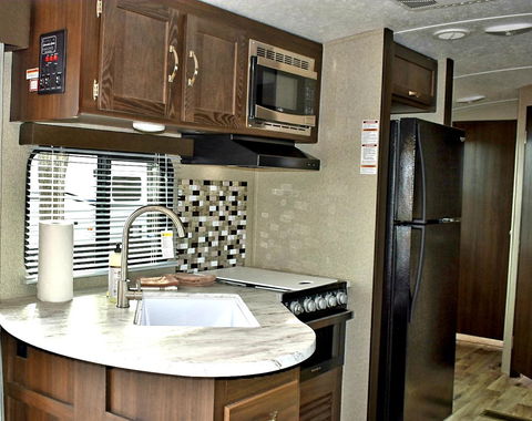 Grand Canyon RV Glamping - Bet 4u 29