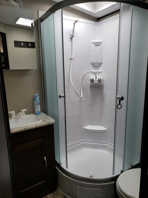 Grand Canyon RV Glamping - Bet 4u 32