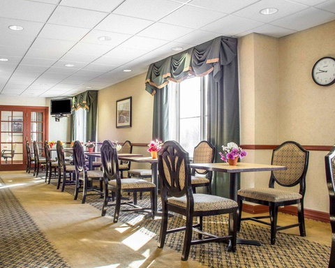 Comfort Inn Green Valley I-19 - Bet 4u 21