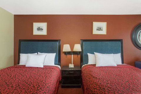 Days Inn By Wyndham Buckeye - Bet 4u 0