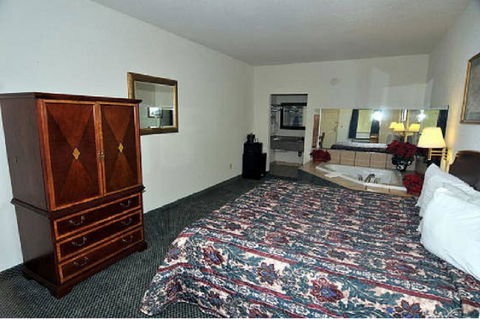 Fairview Suites Blytheville - Click Find 7
