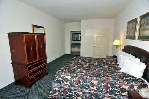 Fairview Suites Blytheville - Click Find 1