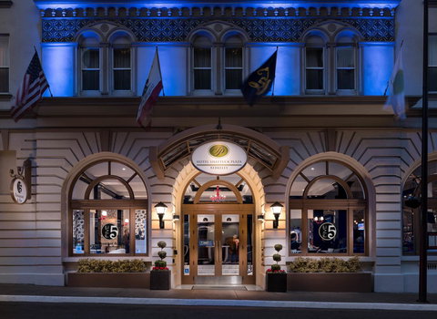 Hotel Shattuck Plaza - Click Find 0