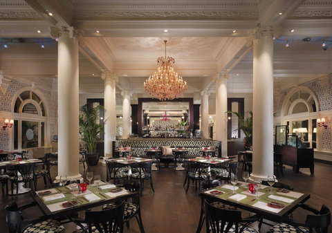 Hotel Shattuck Plaza - Click Find 7