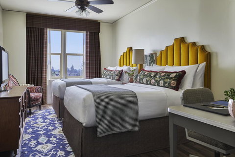 Graduate Berkeley - Click Find 11