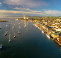 456 Embarcadero Inn  Suites