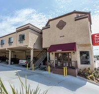Econo Lodge Inn  Suites Fallbrook Downtown