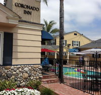 Coronado Island Inn