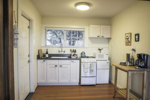 Inn At Schoolhouse Creek - Click Find 23