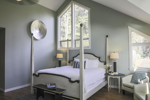 Inn At Schoolhouse Creek - Click Find 25