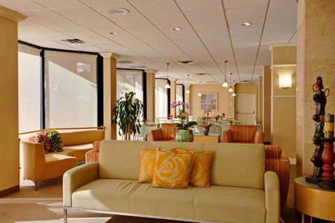 La Quinta By Wyndham LAX - Lawyer Find 8