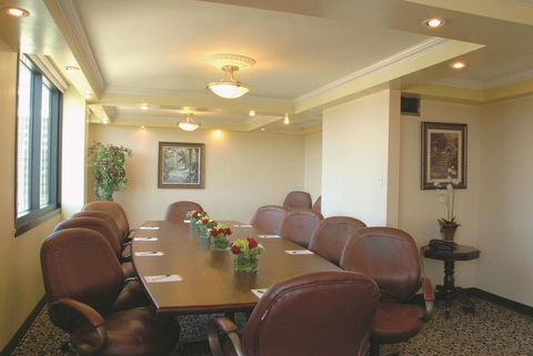 La Quinta By Wyndham LAX - Lawyer Find 17