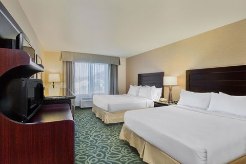 Holiday Inn Express Hotel & Suites Atascadero - Click Find 33