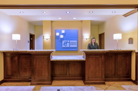 Holiday Inn Express Hotel & Suites Atascadero - Click Find 31