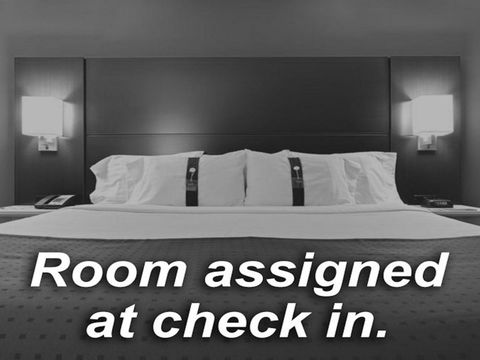 Holiday Inn Express Hotel & Suites Atascadero - Click Find 35