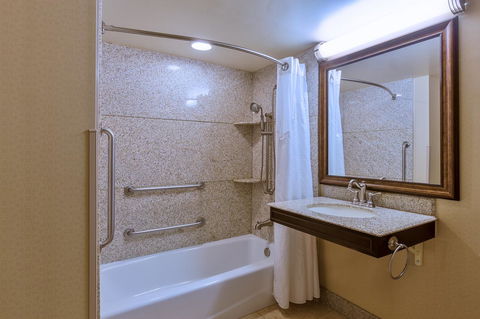 Holiday Inn Express Hotel & Suites Atascadero - Click Find 11