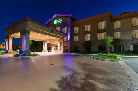 Holiday Inn Express Hotel & Suites Atascadero - Click Find 14
