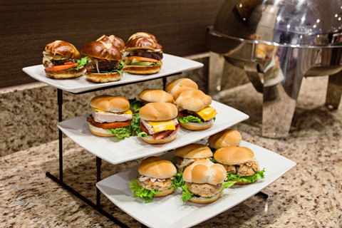 Holiday Inn Long Beach - Airport - Click Find 20