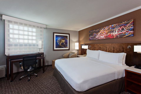 Holiday Inn Long Beach - Airport - Click Find 26