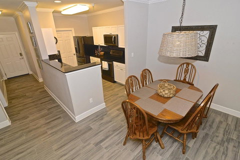Park Avenue 109 Condo - Click Find 6